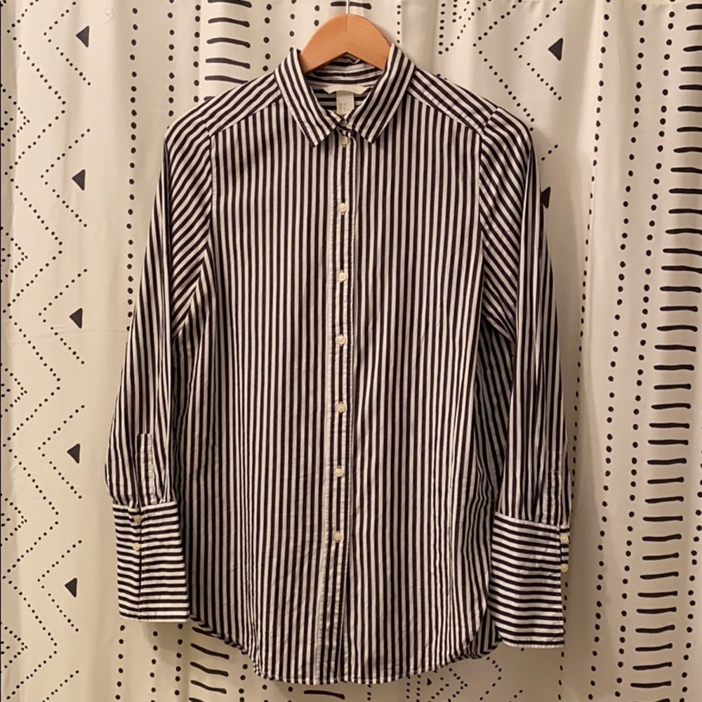 100% Cotton Button Down - Picture 1 of 7